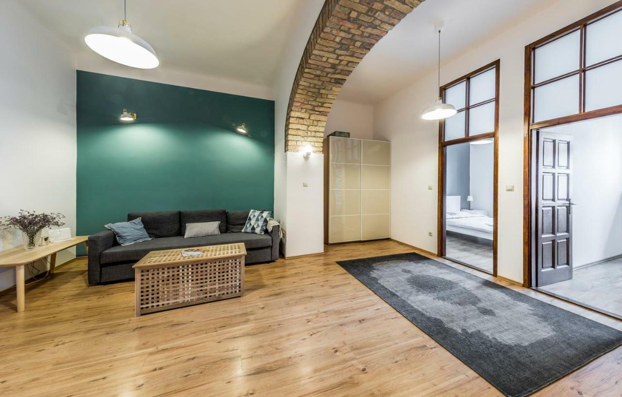 French Touch Apartment With Free Parking Budapeszt Zewnętrze zdjęcie