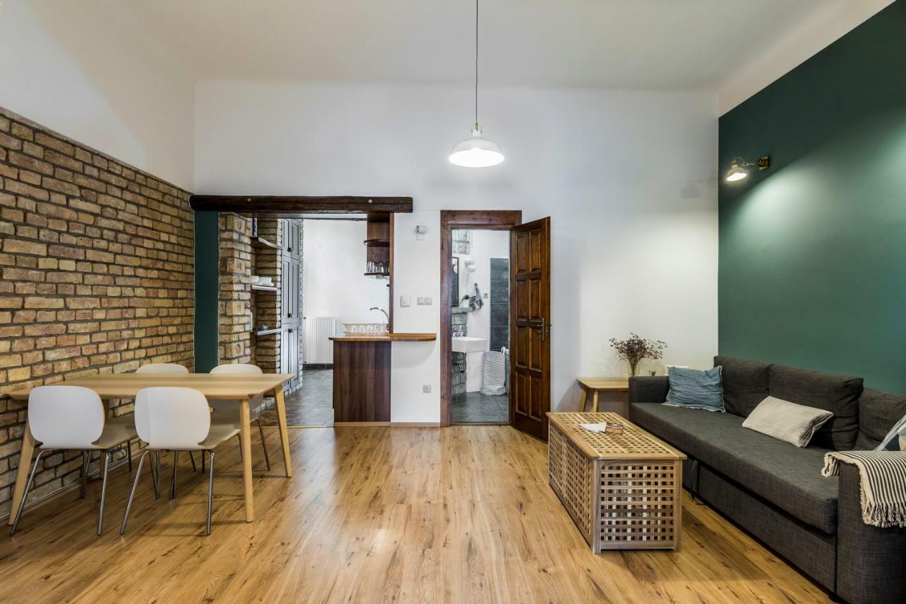 French Touch Apartment With Free Parking Budapeszt Zewnętrze zdjęcie