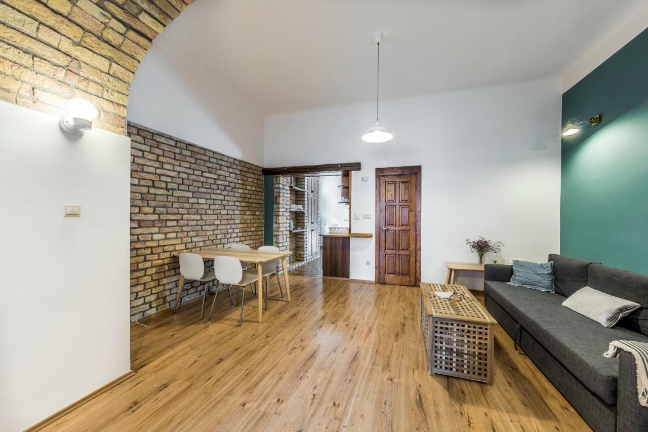French Touch Apartment With Free Parking Budapeszt Zewnętrze zdjęcie