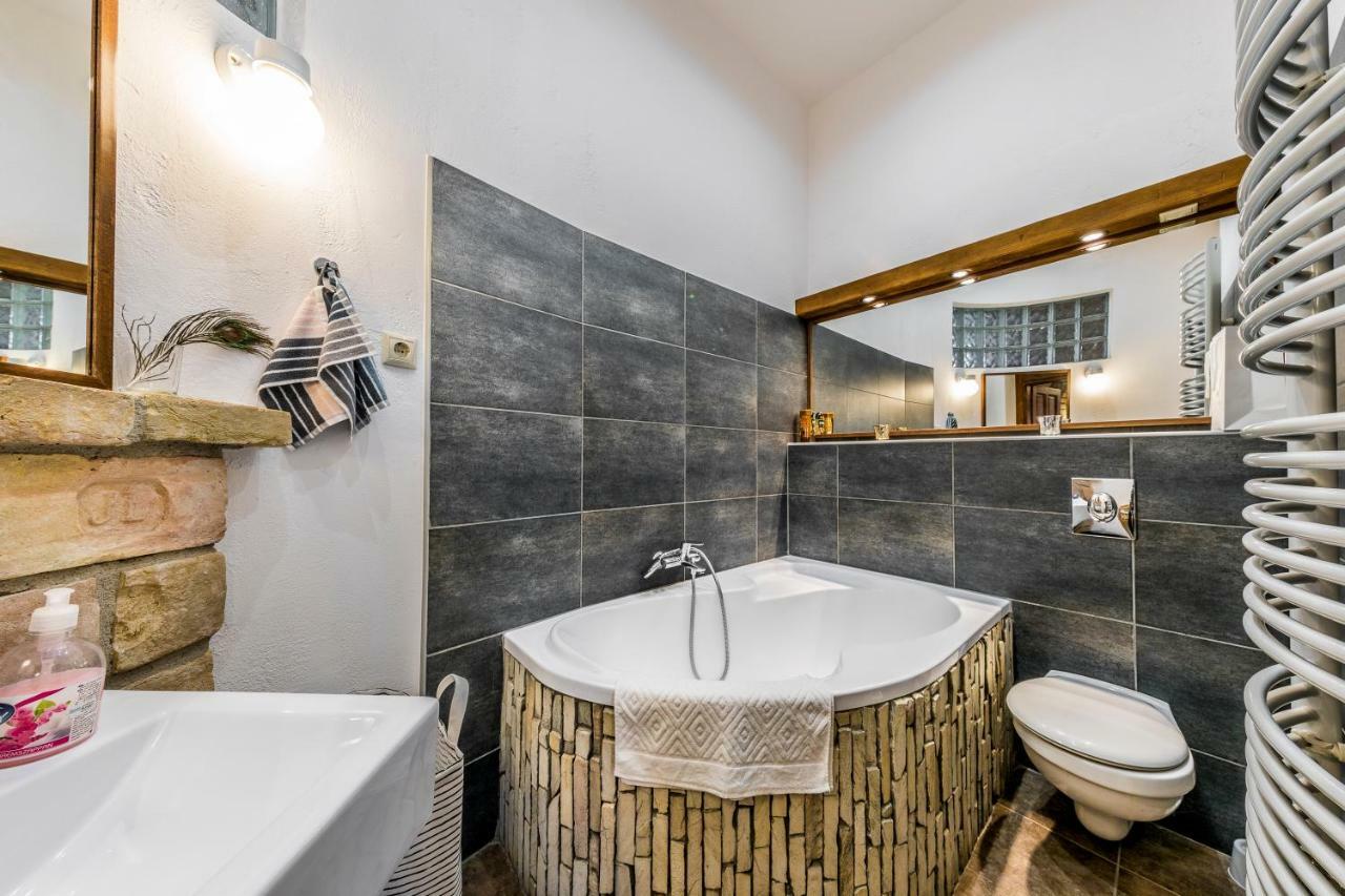 French Touch Apartment With Free Parking Budapeszt Zewnętrze zdjęcie