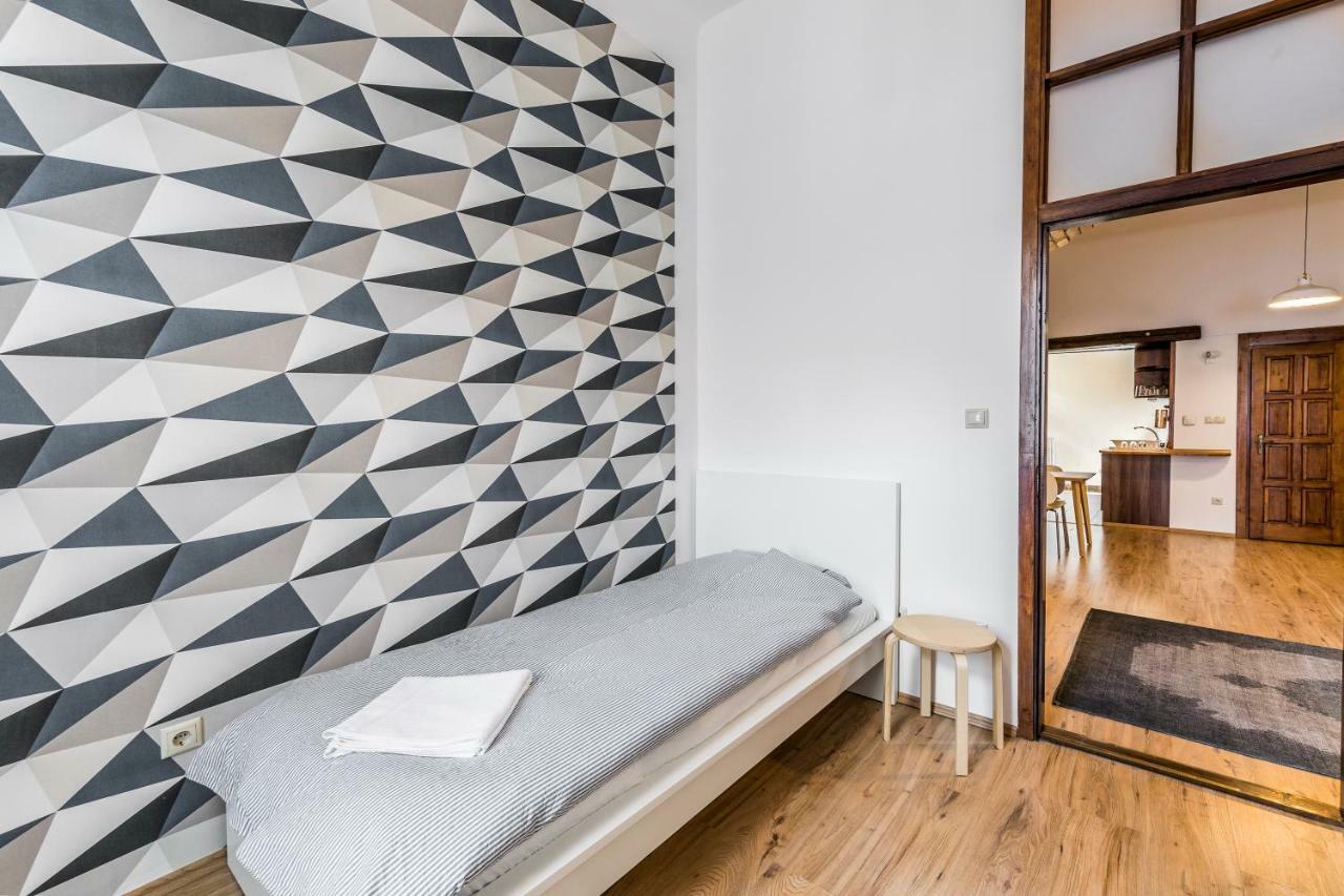 French Touch Apartment With Free Parking Budapeszt Zewnętrze zdjęcie