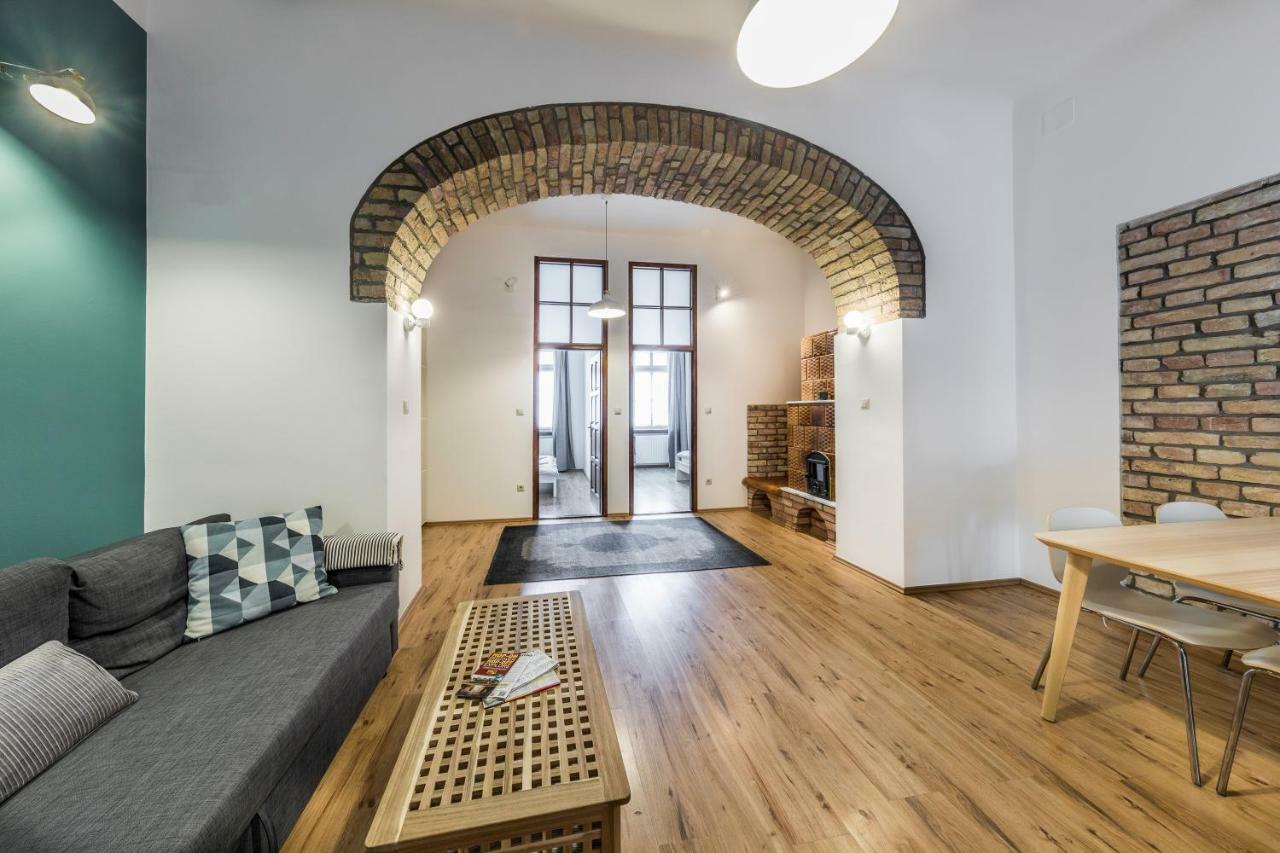 French Touch Apartment With Free Parking Budapeszt Zewnętrze zdjęcie