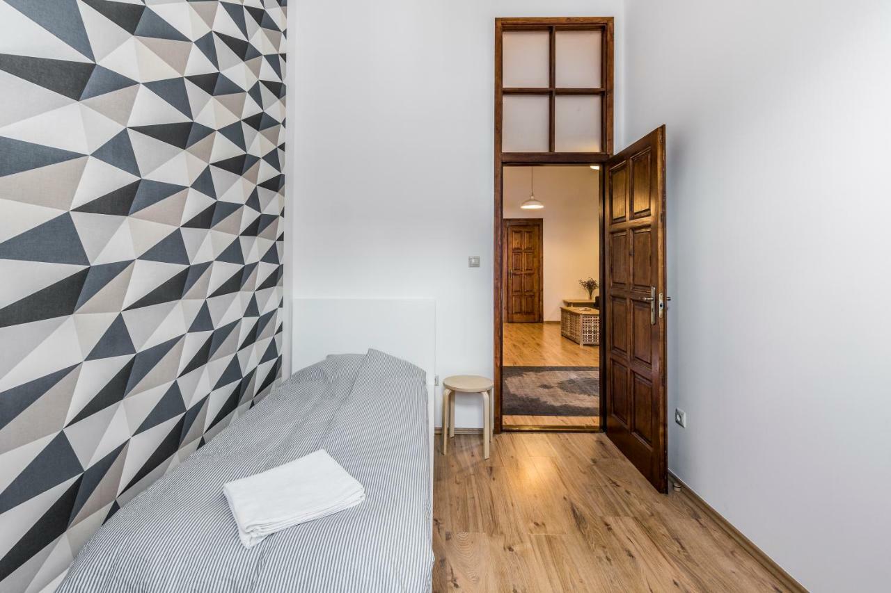 French Touch Apartment With Free Parking Budapeszt Zewnętrze zdjęcie